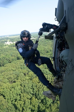 Indiana National Guard and South Bend Fire Department team up for helicopter search and rescue team [Image 2 of 9]
