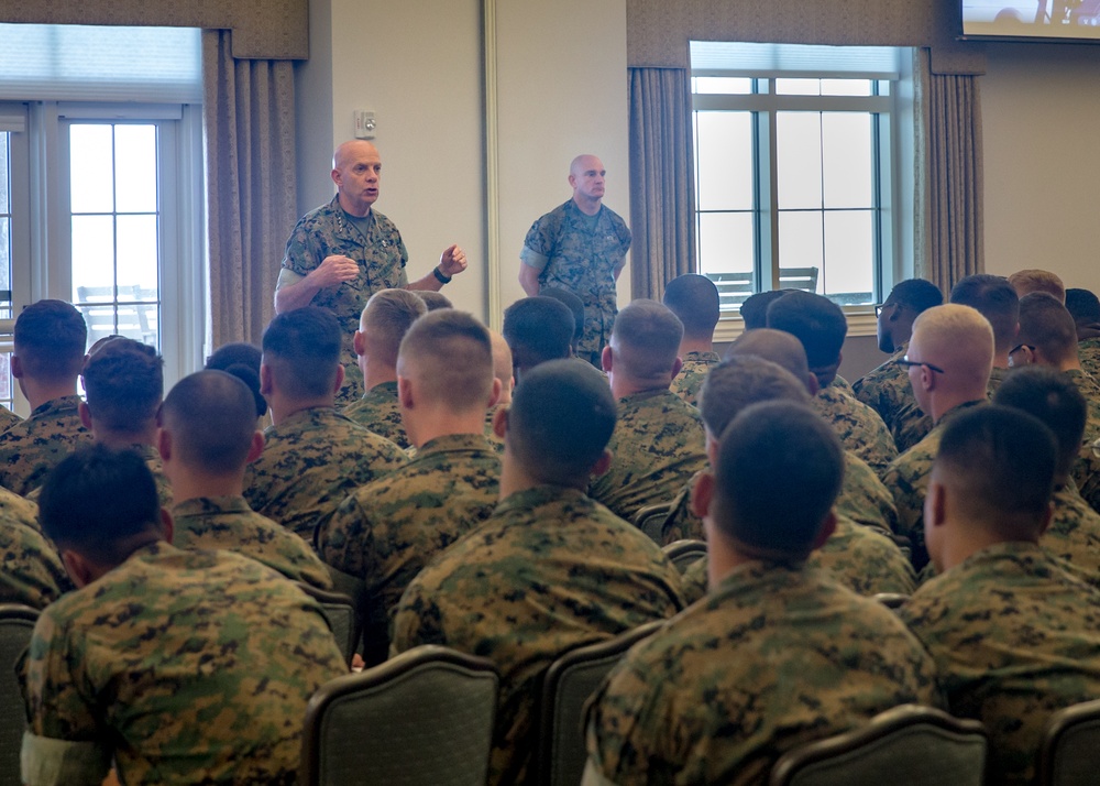 CMC visits Marine Corps Air Station Cherry Point