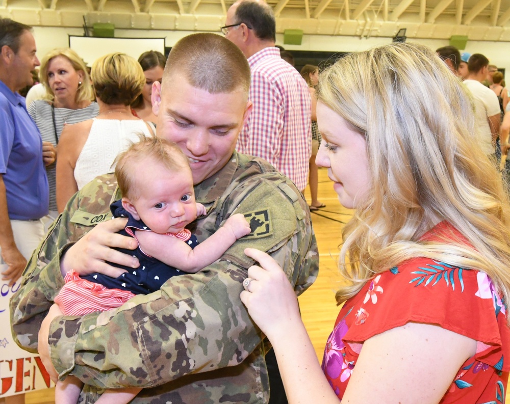 Hundreds at Fort Knox welcome 42nd Clearance Company back from deployment