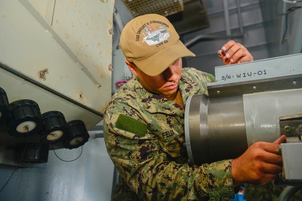 Ike Prepares for INSURV