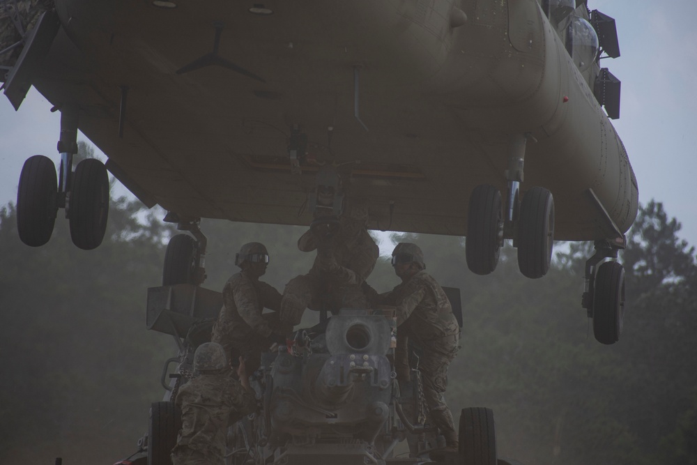 NY Army National Guard artillery Soldiers conduct slingload training at Fort Drum