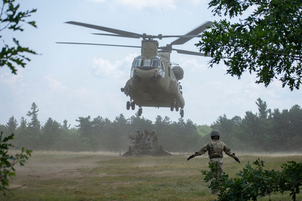 NY Army National Guard artillery Soldiers conduct slingload training at Fort Drum