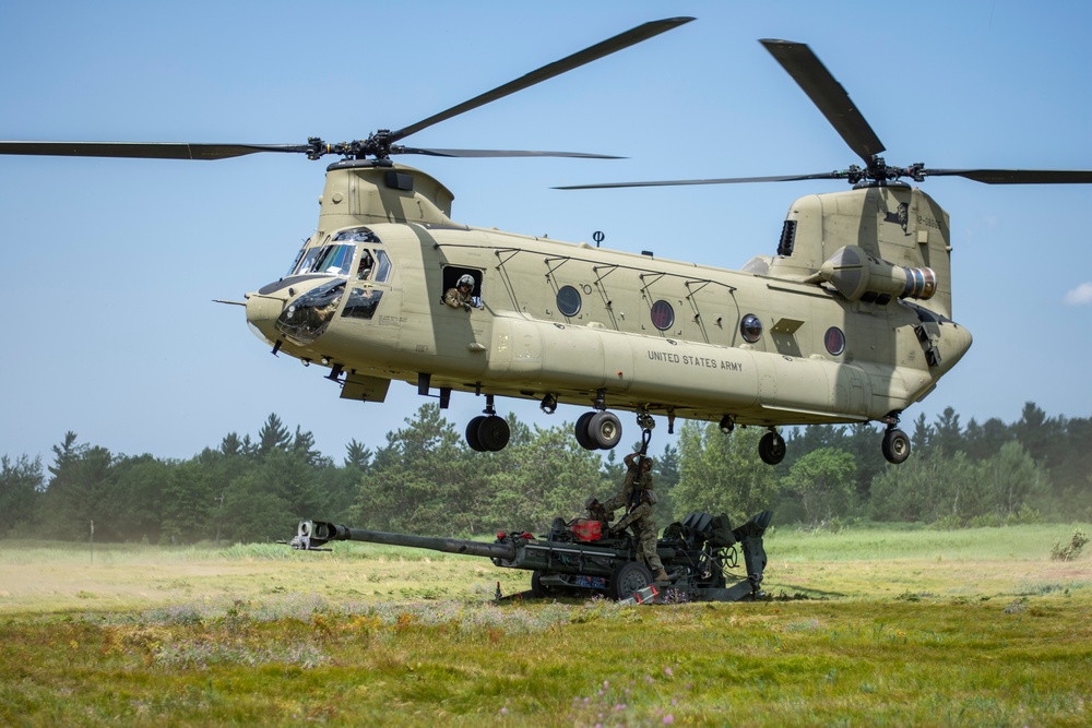 NY Army National Guard artillery Soldiers conduct slingload training at Fort Drum