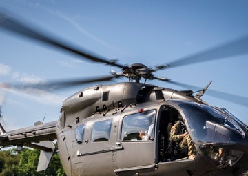 Albanian Director General familiarized with Lakota capabilities
