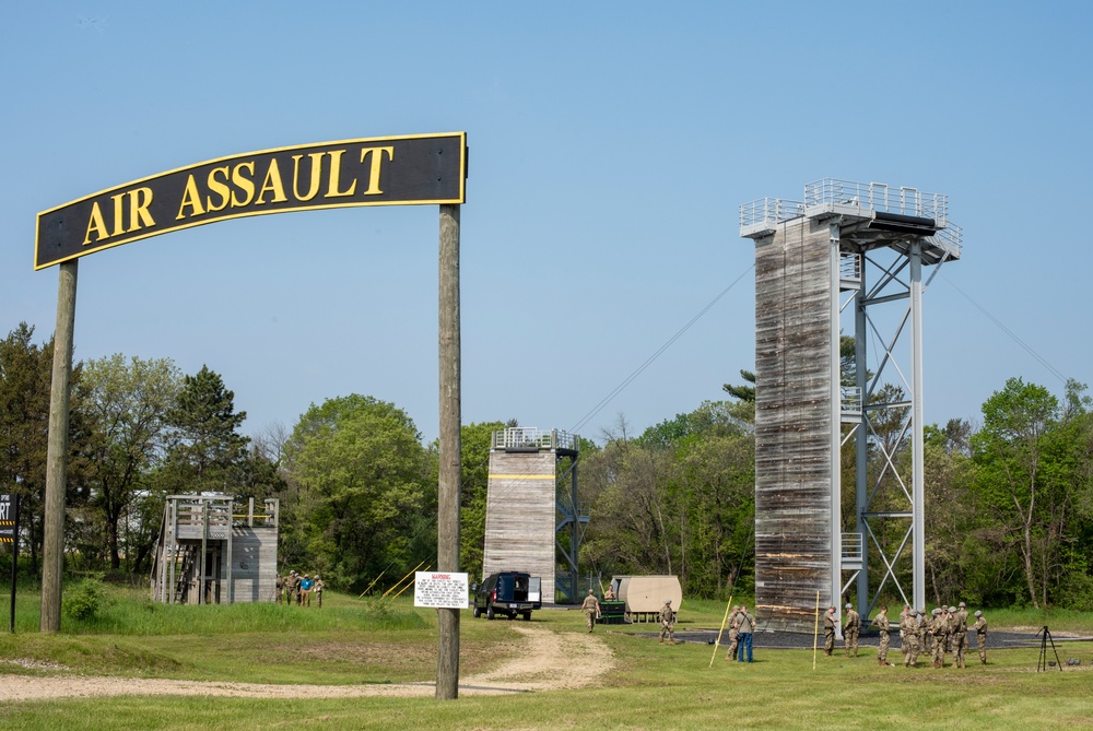 1157th Transportation Company train on air assault course