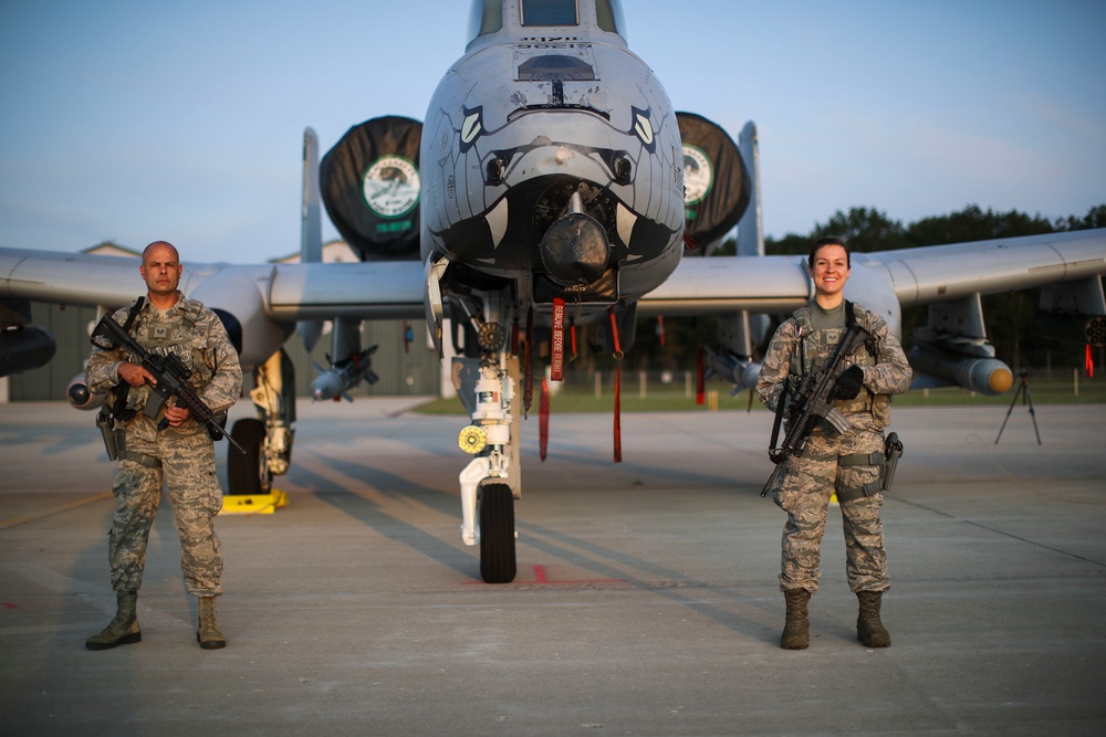 Faces from the flight line: Northern Strike 19