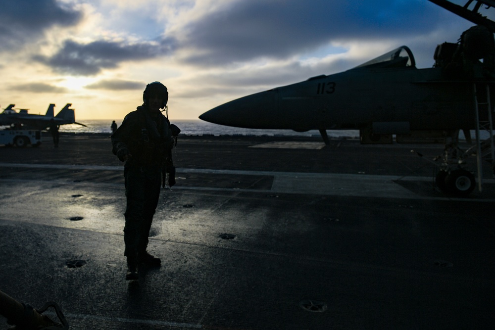 USS Theodore Roosevelt (CVN 71)