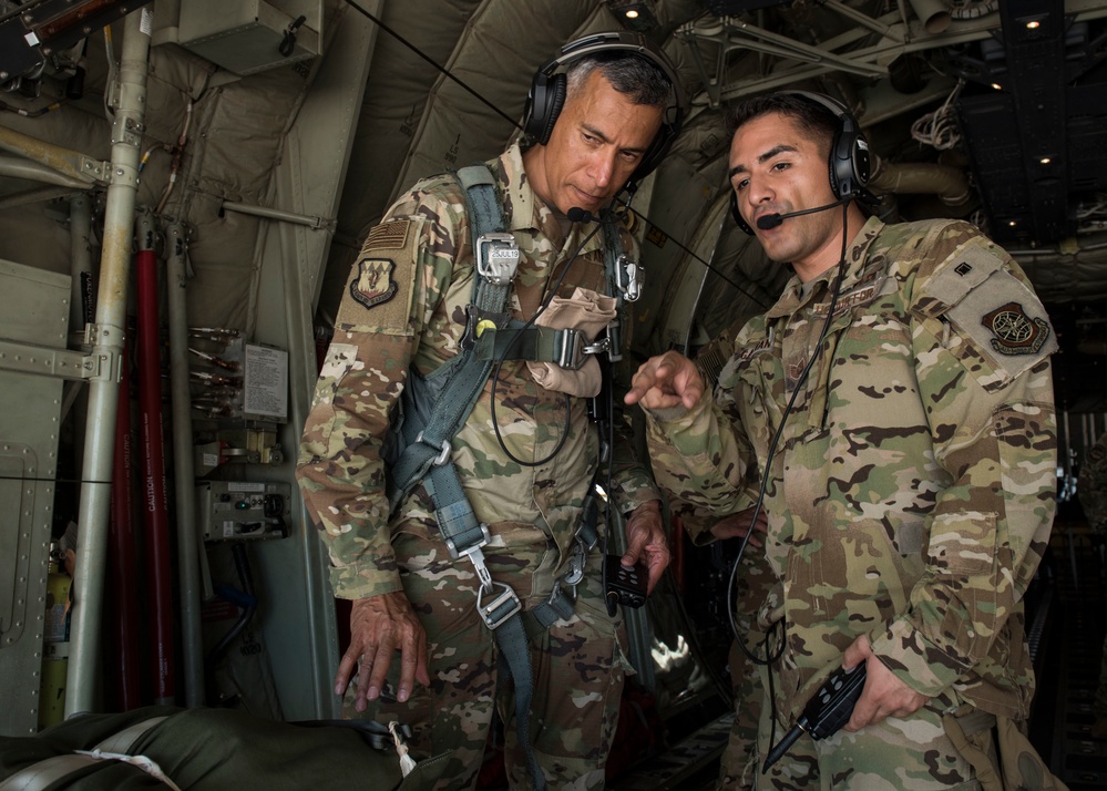 AMC Commander visits the 317th Airlift Wing