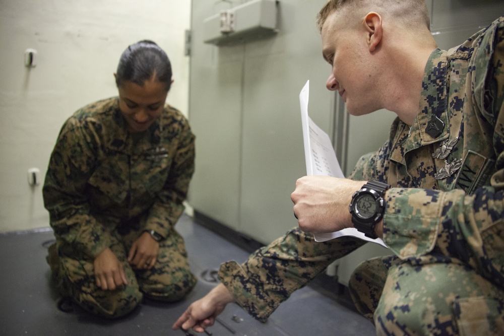 DVIDS - Images - Fleet Marine Force: 31st MEU hospitalman conducts ...