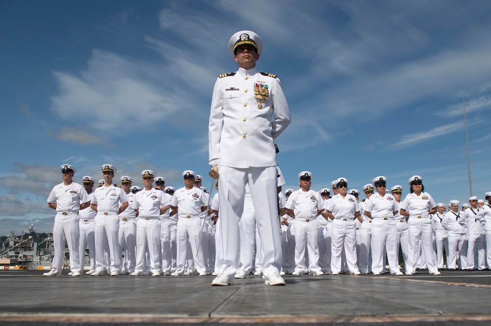 Nimitz Performs Change Of Command