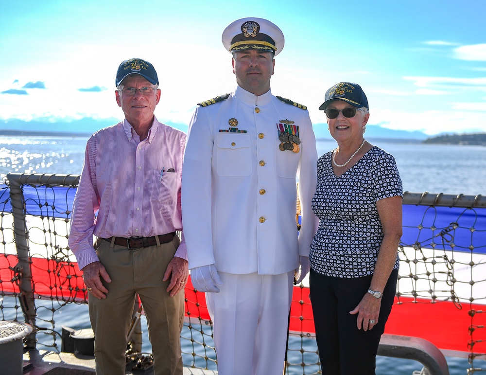 USS Spruance Changes Command