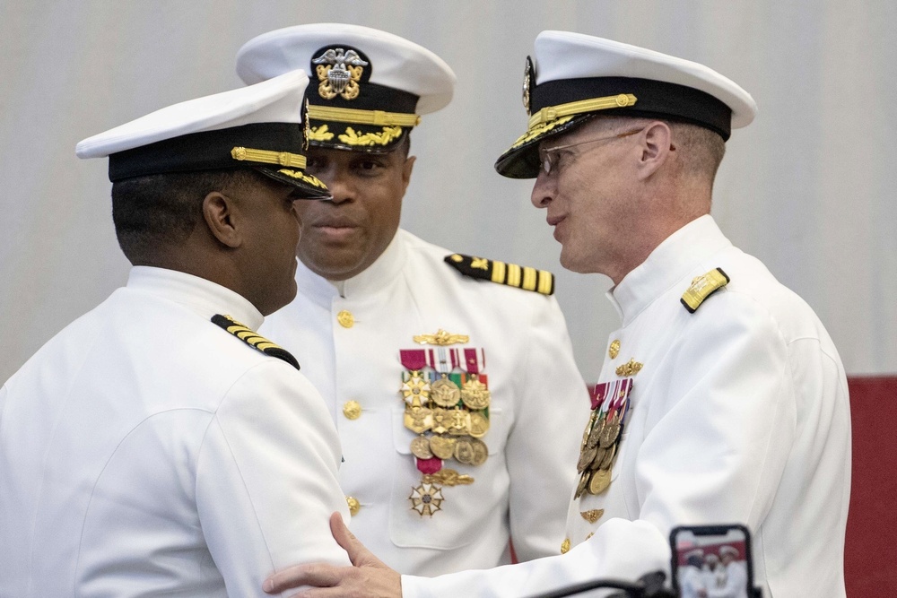 NAVSUP FLC Sigonella holds change of command