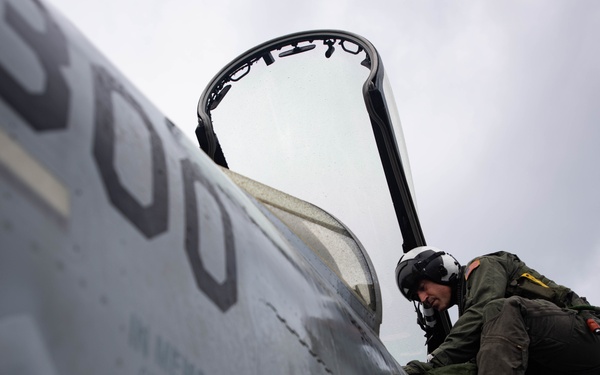 Carrier Air WIng (CVW) 5 Conducts Change of Command