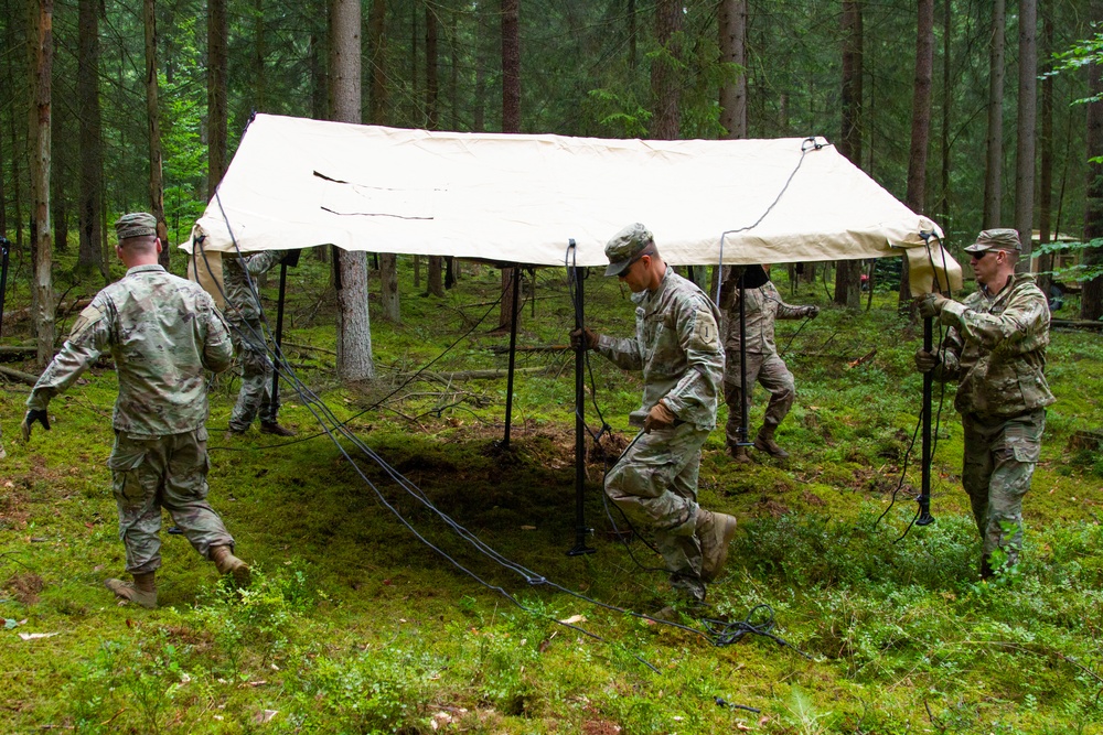 1/4 Cav Soldiers set up squadron communications center for upcoming exercise