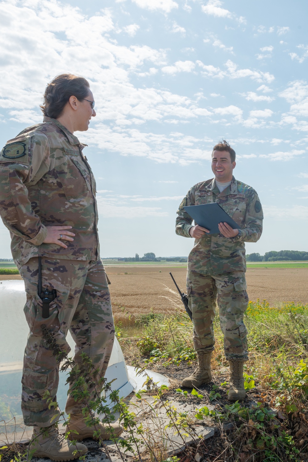 1 Combat Comm trains with 424th ABS, helps C130 land on LZ Charlie