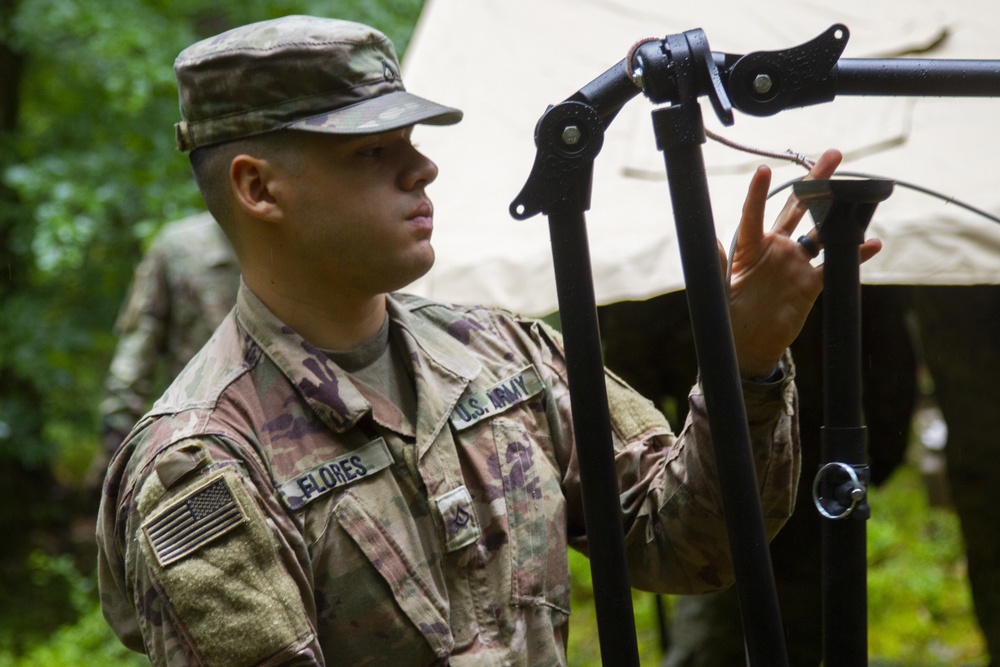 1/4 Cav Soldiers set up squadron communications center for upcoming exercise