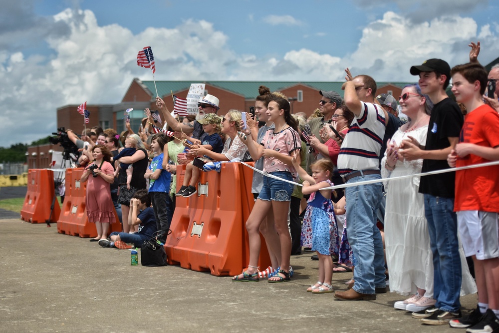 1-230th Assault Helicopter Battalion return home