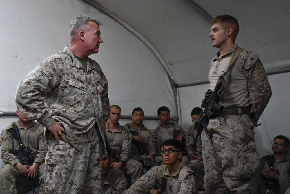 U.S. CentCom Commander Visits Camp Buehring