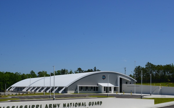 Columbia Armory Reopens Amid New Storm