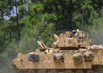 1st Brigade Combat Team, 82nd Airborne Division conducts live fire during Decisive Action Rotation 19-08.5