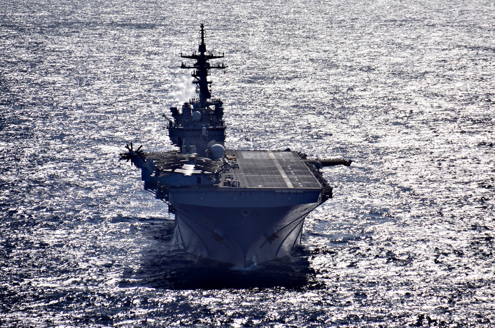 USS WASP (LHD 1) OPERATIONS AT SEA