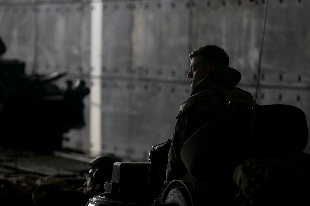 U.S. Marines complete simulated combined amphibious assault, reconnaissance raid in Bowen, Australia