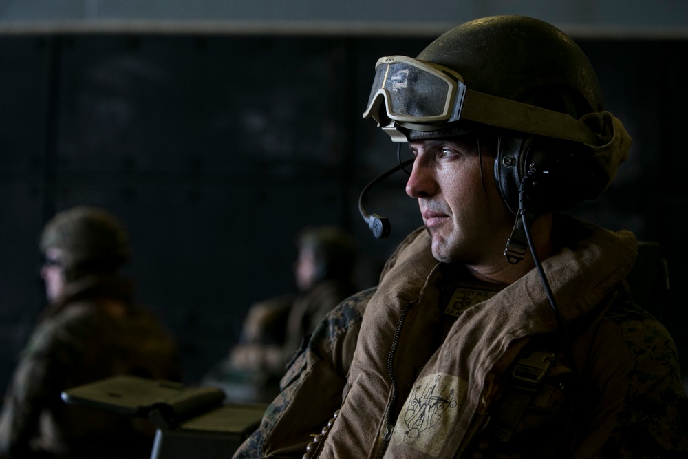 U.S. Marines complete simulated combined amphibious assault, reconnaissance raid in Bowen, Australia