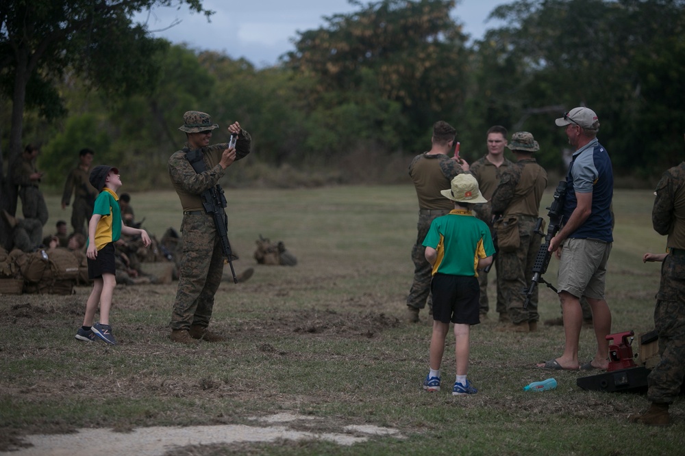 U.S. Marines complete simulated combined amphibious assault, reconnaissance raid in Bowen, Australia