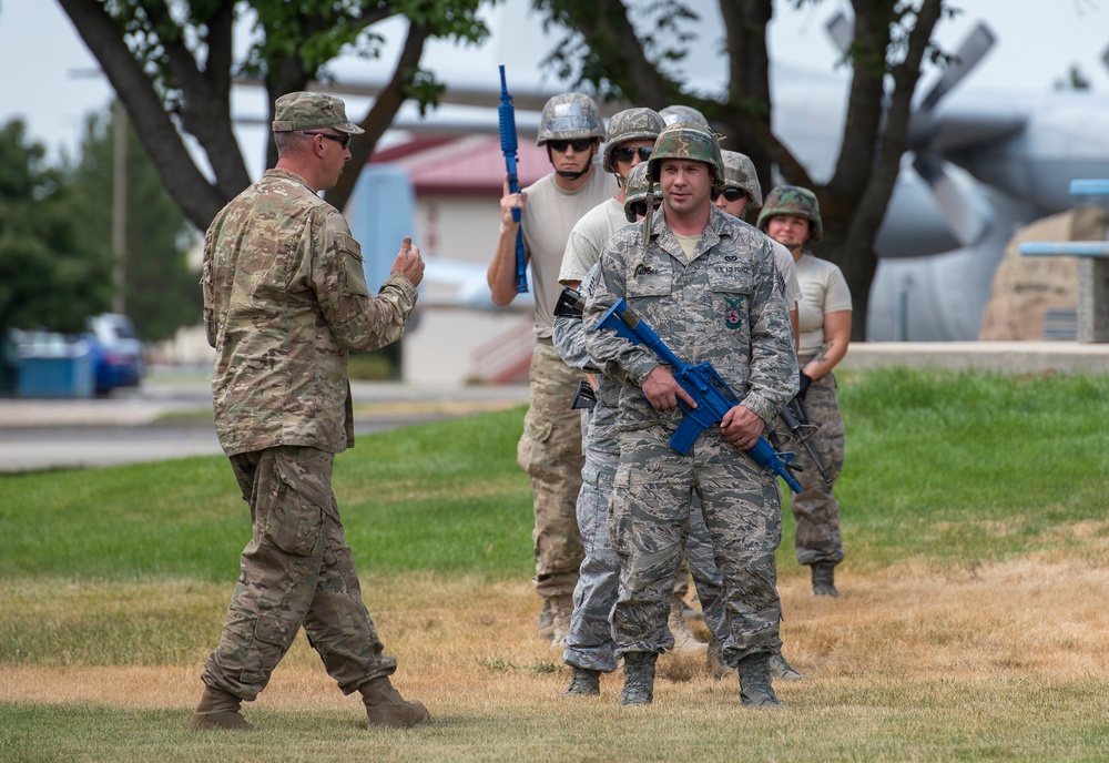 Civil Engineers Train for Battle