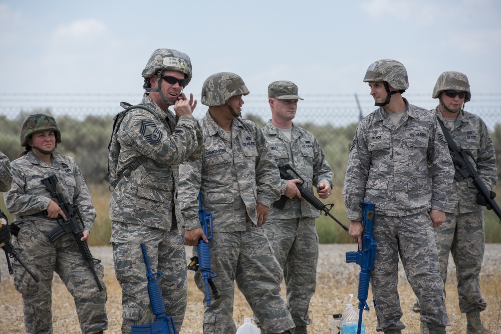 Civil Engineers Train for Battle