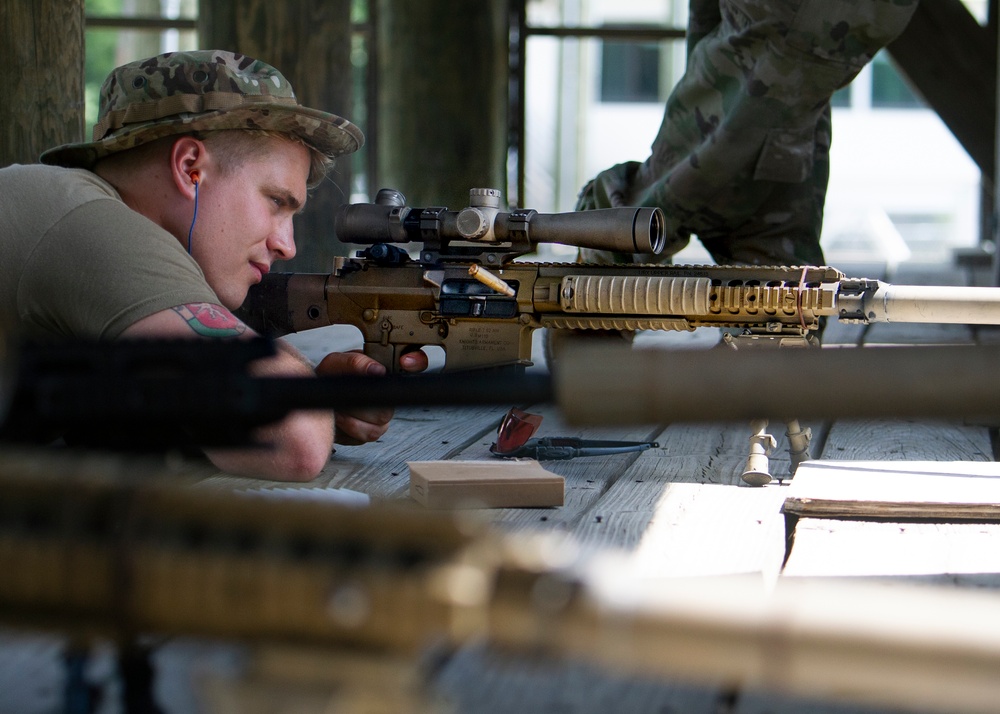 1-118th Infantry Snipers Train For Distance