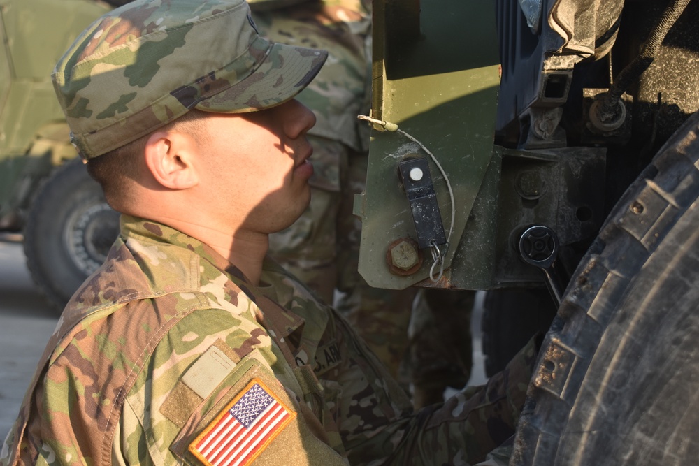 42nd Infantry Division headquarters Soldiers conduct tactical training at AT