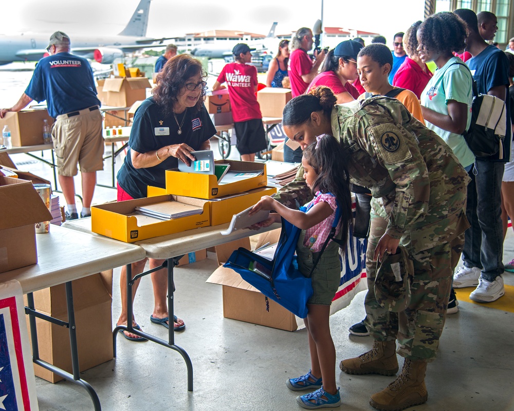 MacDill Back to School Info Fair: accelerating military children into school year