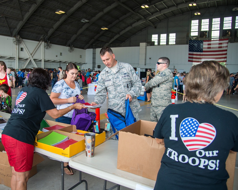 MacDill Back to School Info Fair: accelerating military children into school year