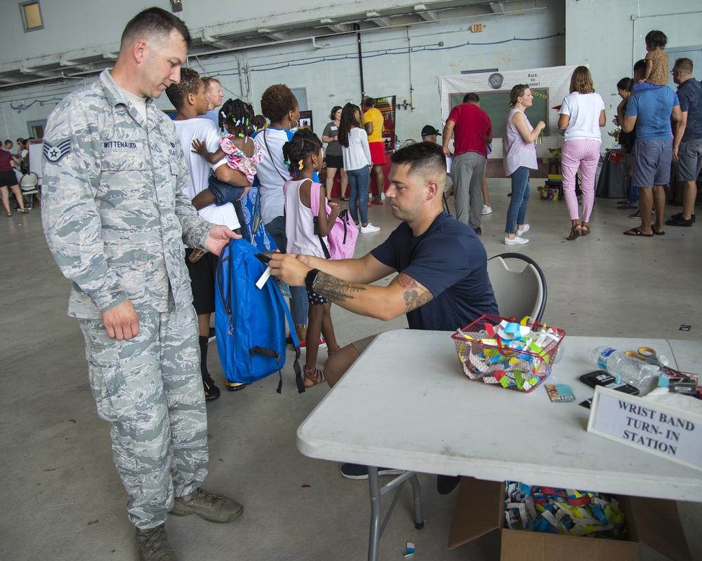 MacDill Back to School Info Fair: accelerating military children into school year