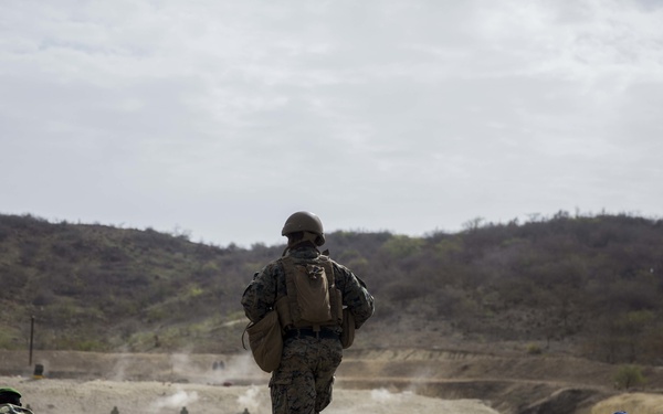 SPMAGTF-CR-AF 19.2 conducts training with Senegalese soldiers