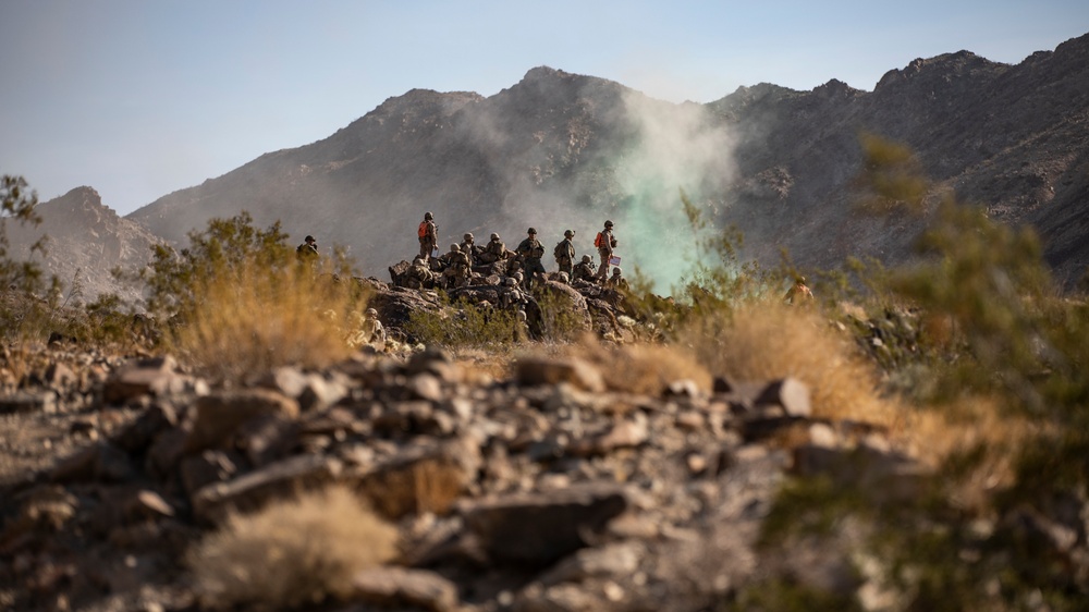 Reserve Marines Train at Range 400 during ITX 5-19