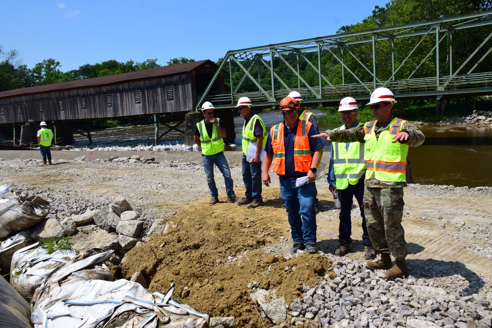 USACE-Buffalo CO visits Harpersfield Dam's Lamprey barrier construction