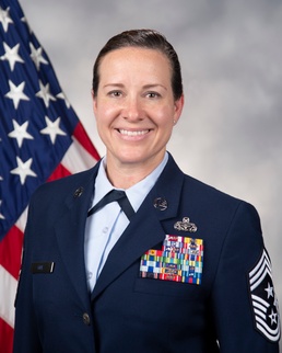 Official Bio Chief Master Sgt. Shae D. Gee