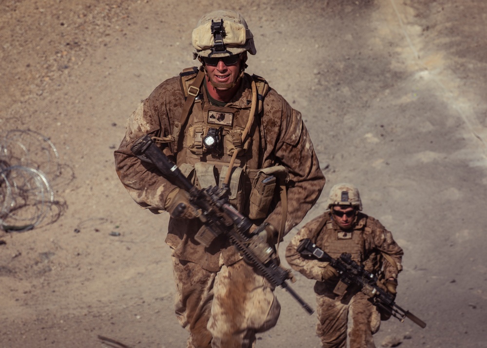 Reserve Marines with 1/25 Attack Range 400