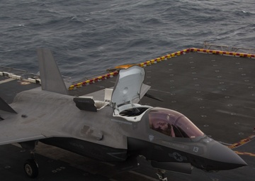 Marine F-35B Lightning II fighter aircraft complete GAU-22 cannon, ordnance hot reload exercise in Indo-Pacific Region
