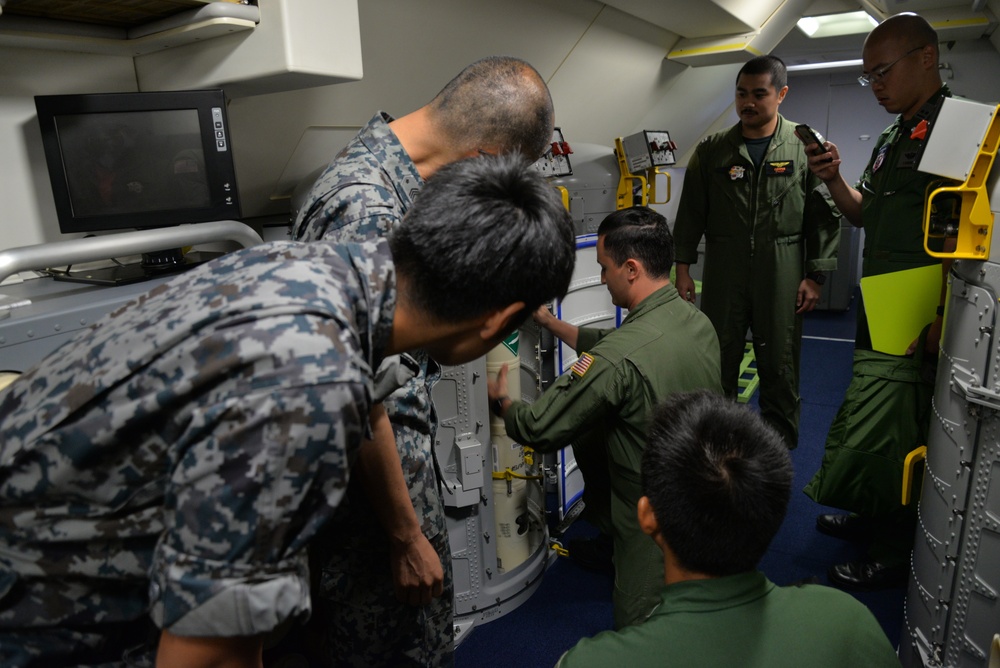 Akita Rescue Squadron Visits VP-8