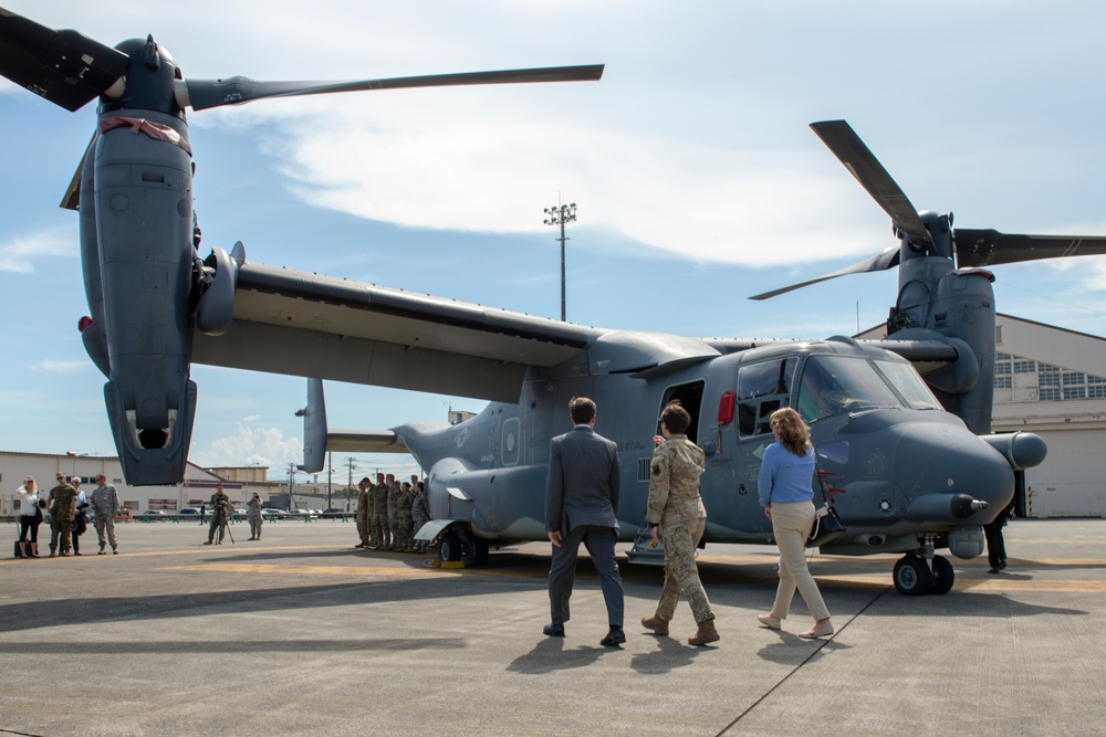 SECDEF Departs Yokota to continue Pacific Tour