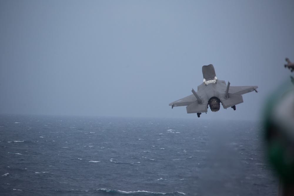 Marine F-35B Lightning II fighter aircraft complete GAU-22 cannon, ordnance hot reload exercise in Indo-Pacific Region