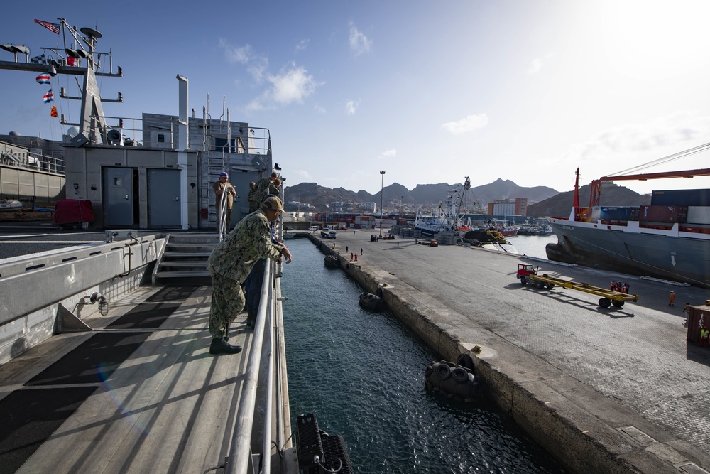 USNS Carson City Arrives in Mindelo, Cabo Verde