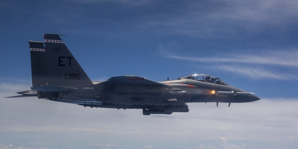 Strike Eagle fires AMRAAM during test mission