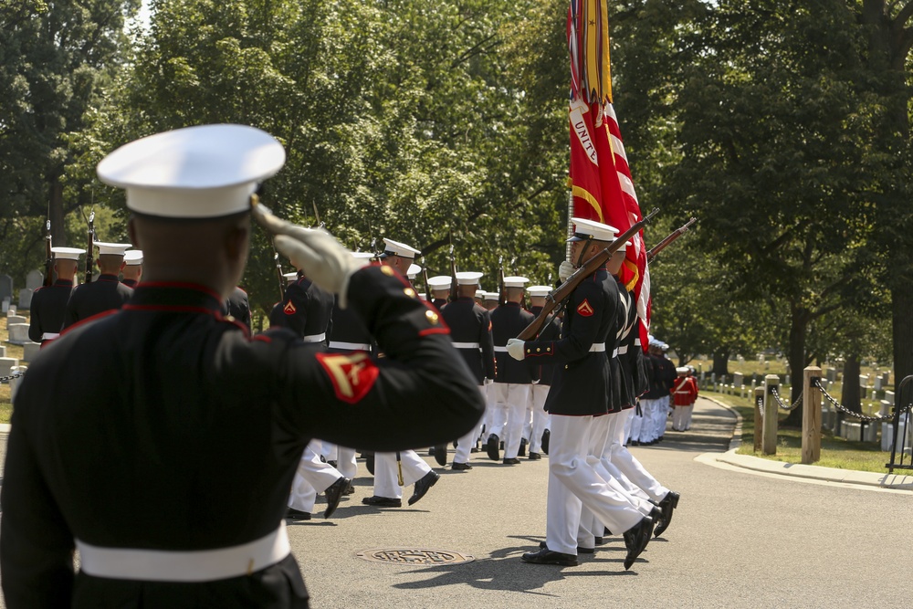 Marines escort the casket of Maj. Gen. Ronald L. Beckwith