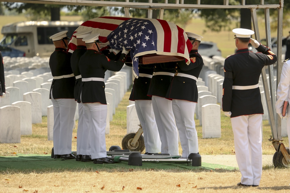 Marines escort the casket of Maj. Gen. Ronald L. Beckwith