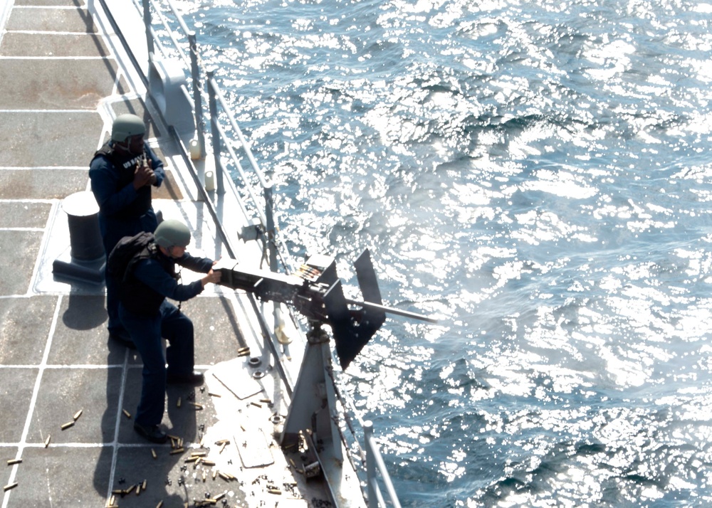 USS Oak Hill participates in SWATT