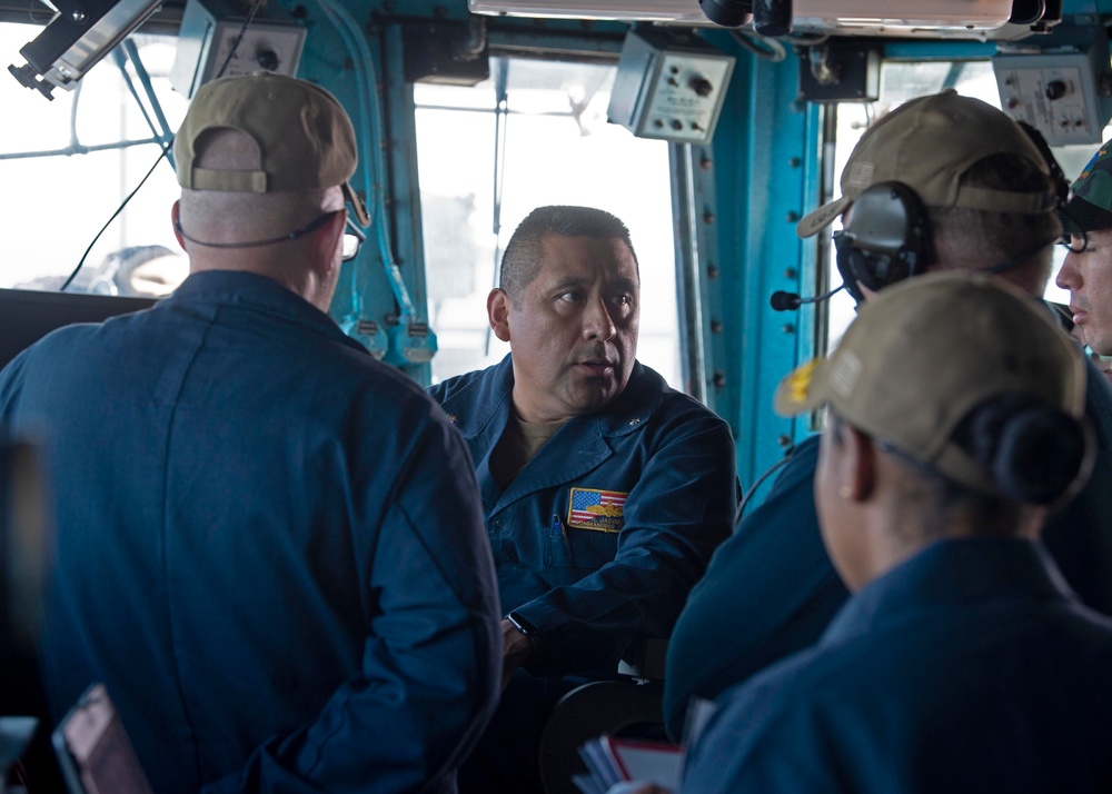 USS Oak Hill participates in SWATT